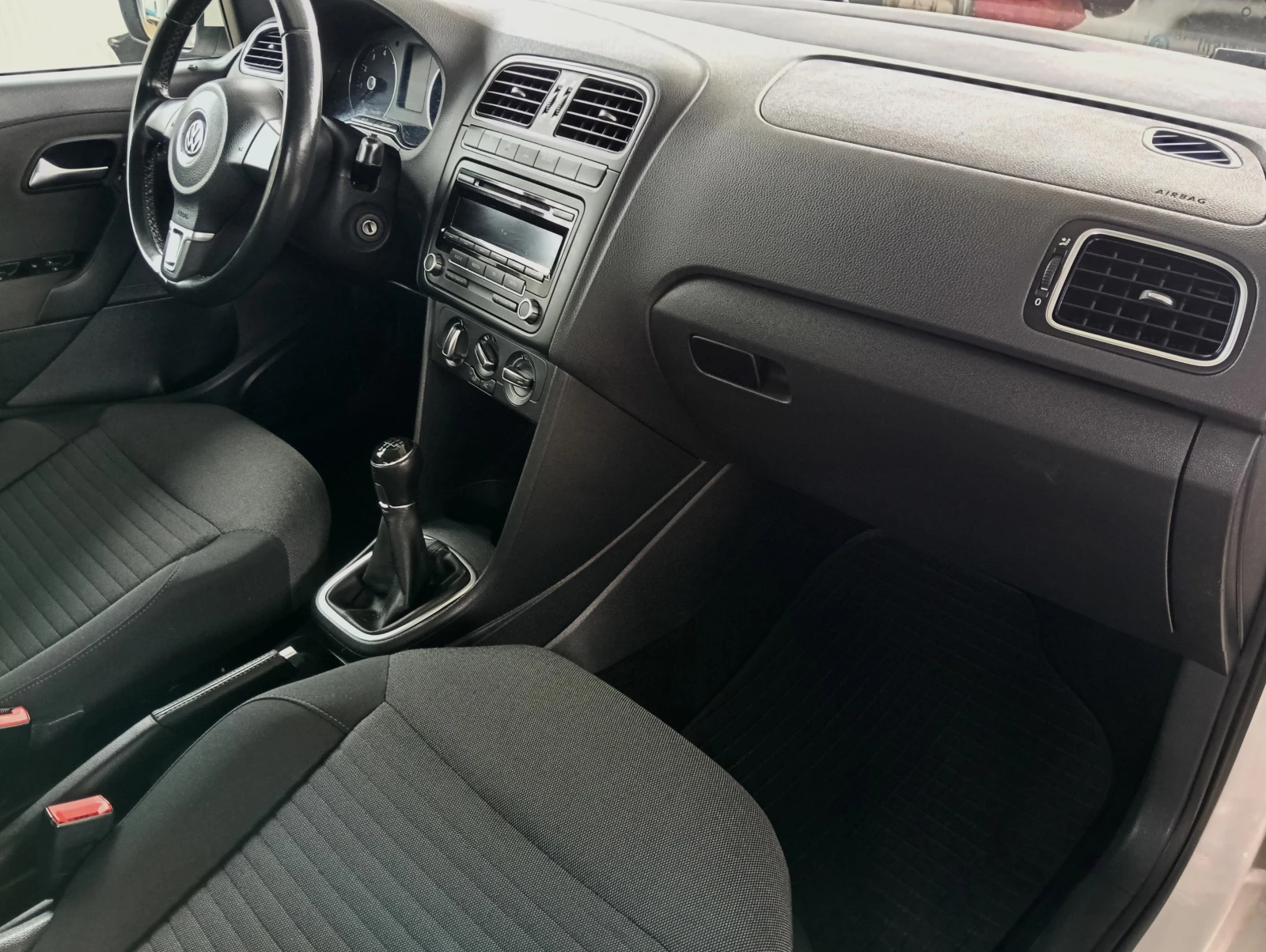 VW Polo PANORAMA, снимка 11 - Автомобили и джипове - 56680268
