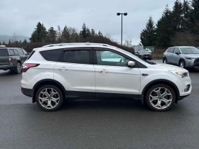 Ford Escape * Titanium * CARFAX * ЦЕНА ДО БГ, снимка 3 - Автомобили и джипове - 53603309