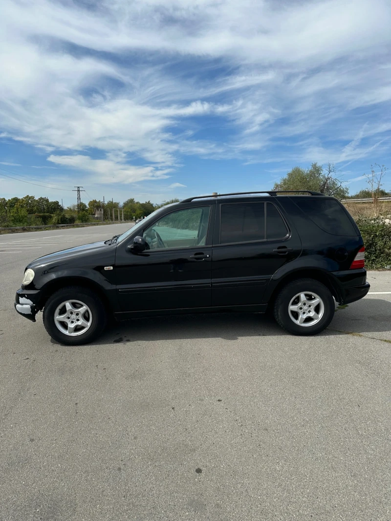 Mercedes-Benz ML 270, снимка 7 - Автомобили и джипове - 47330392