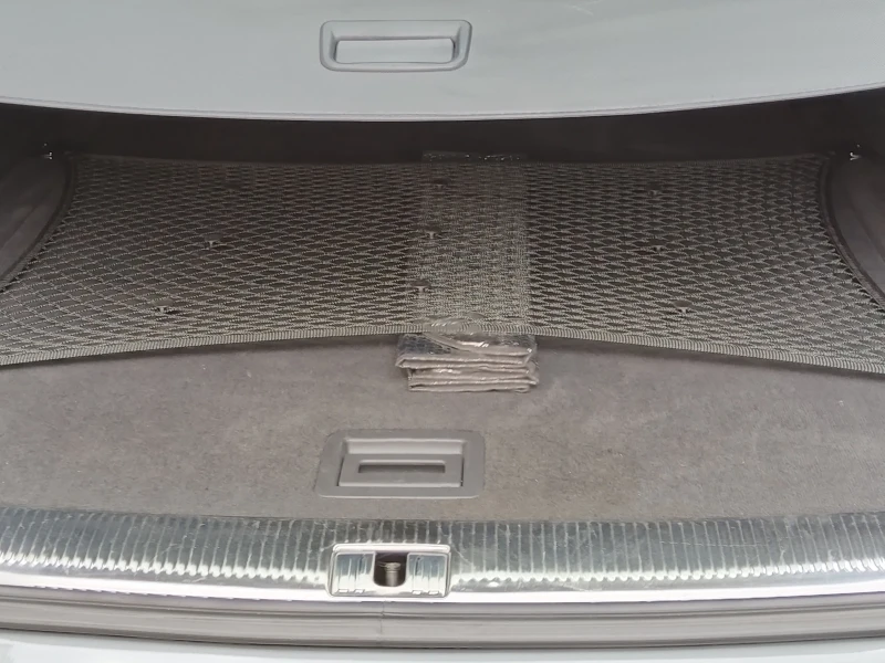 Audi Q7 3.0 tdi, снимка 12 - Автомобили и джипове - 52416374