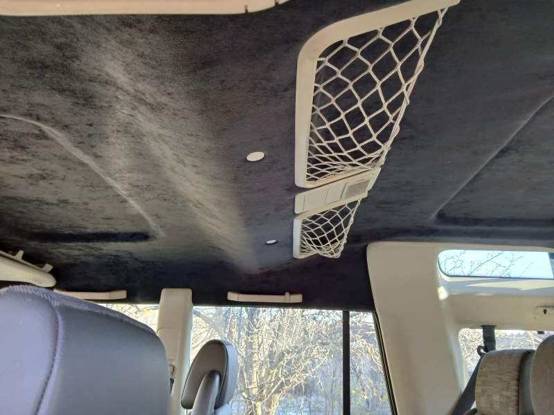 Land Rover Discovery 4.0 бензин два блокажа, снимка 12 - Автомобили и джипове - 51999150