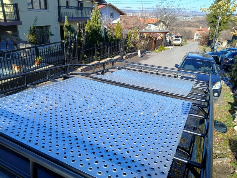 Land Rover Discovery 4.0 бензин два блокажа, снимка 17 - Автомобили и джипове - 51999150