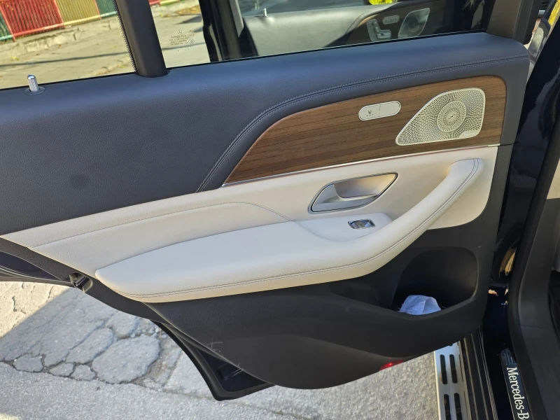 Mercedes-Benz GLE 350 4M/AMG-pack/Dist/Burmester/360/Пано/Обдухване, снимка 14 - Автомобили и джипове - 52512999