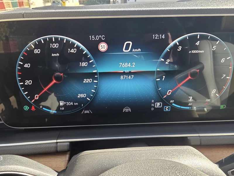 Mercedes-Benz GLE 350 4M/AMG-pack/Dist/Burmester/360/Пано/Обдухване, снимка 17 - Автомобили и джипове - 52512999