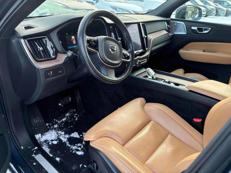 Volvo XC60 Inscription  CARFAX, снимка 5 - Автомобили и джипове - 53011172