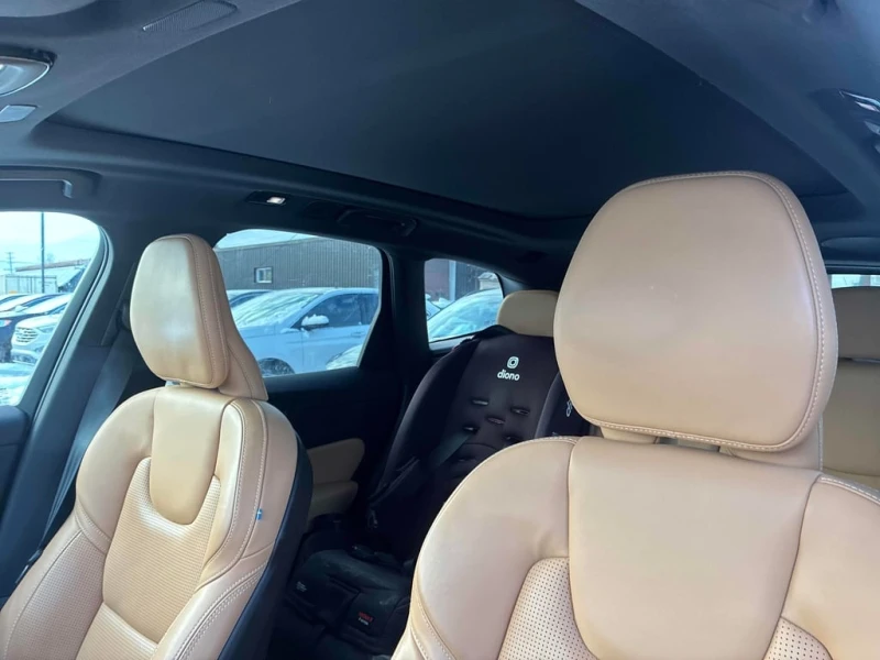 Volvo XC60 Inscription  CARFAX, снимка 10 - Автомобили и джипове - 53011172