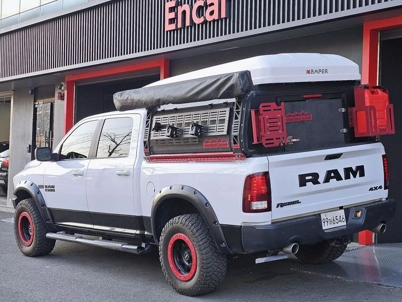Dodge Ram 5.7 Automatic, снимка 2 - Автомобили и джипове - 55813326