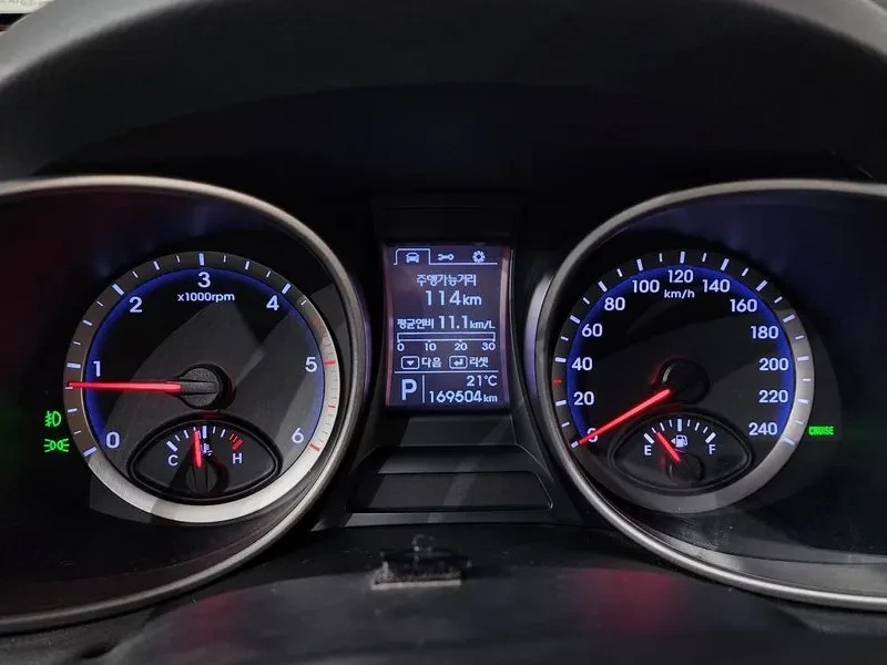Hyundai Santa fe 2.0 CRDi 4WD - САМО 30% АВАНС, снимка 8 - Автомобили и джипове - 56159103