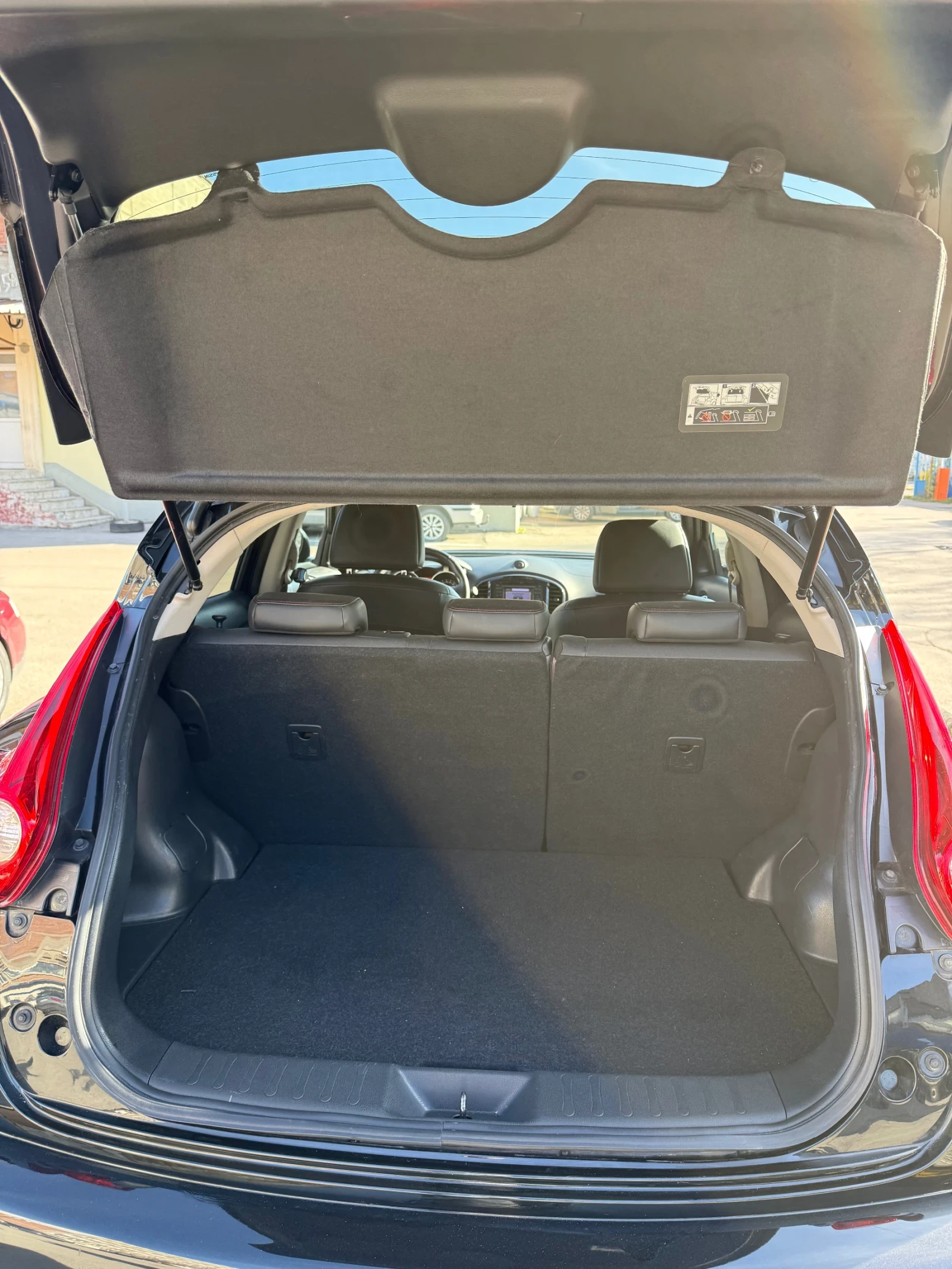 Nissan Juke 1.6, 117кс, нов внос, камера, снимка 16 - Автомобили и джипове - 54096871