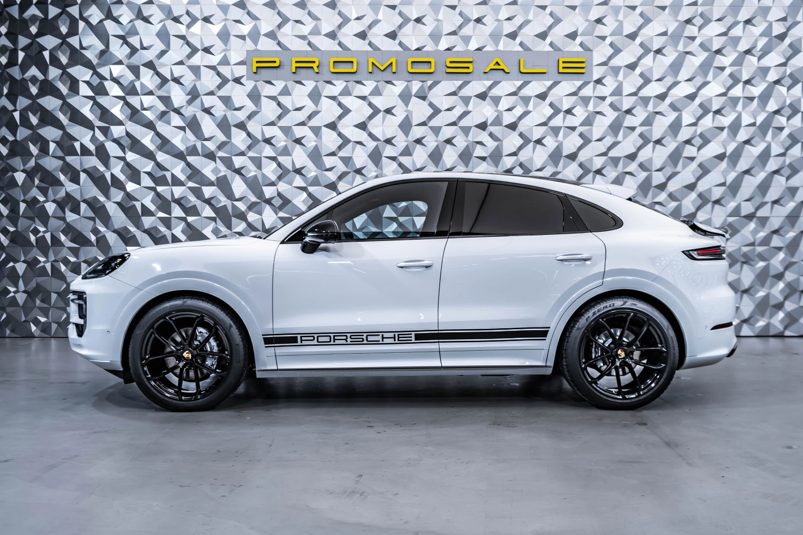 Porsche Cayenne GT Package* Bose* Carbon* , снимка 3 - Автомобили и джипове - 54508270