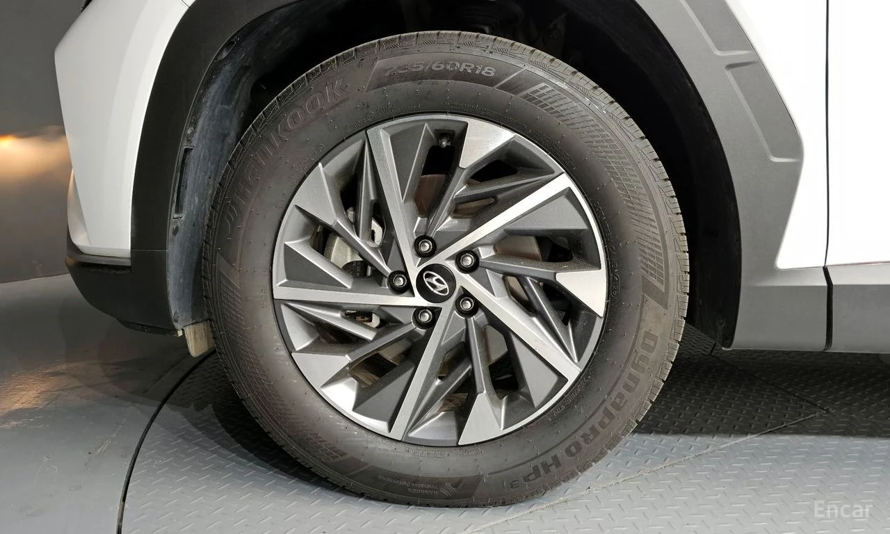 Hyundai Tucson PREMIUM* ПОДГРЕВ* ОБДУХВАНЕ* LANE* ASSIST* КАМЕРА*, снимка 5 - Автомобили и джипове - 54702731