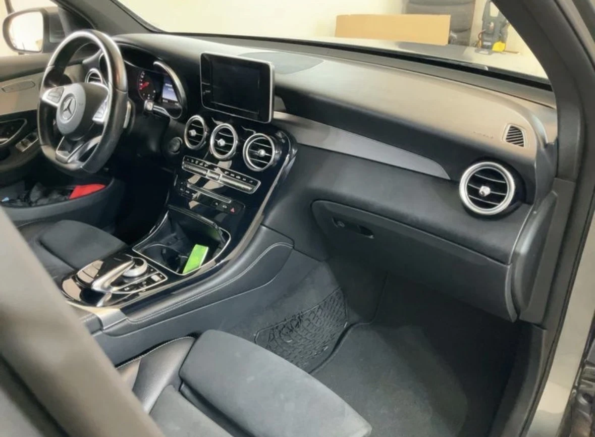 Mercedes-Benz GLC 220 d AMG 4Matic * Mercedes История* , снимка 8 - Автомобили и джипове - 55129693