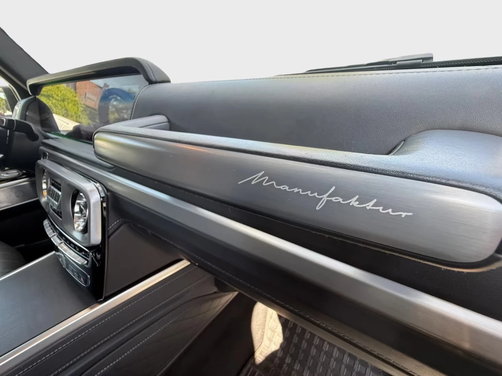 Mercedes-Benz G 63 AMG FACELIFT / BURM / 360 / NIGHT / SUPERIOR / 4 MATIC, снимка 14 - Автомобили и джипове - 55188320