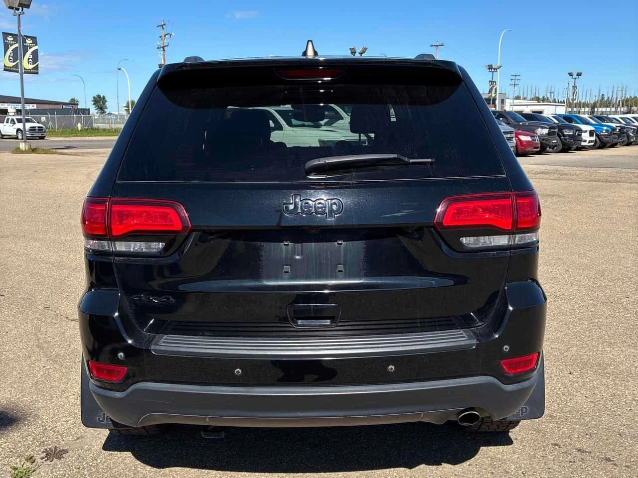 Jeep Grand cherokee * Upland * АВТОКРЕДИТ БЕЗ ПЪРВОНАЧАЛНА ВНОСКА* , снимка 4 - Автомобили и джипове - 55746806