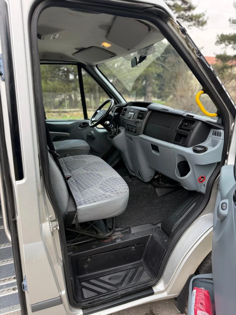 Ford Transit 2.2 Dci 116 kc, снимка 8 - Бусове и автобуси - 52761786