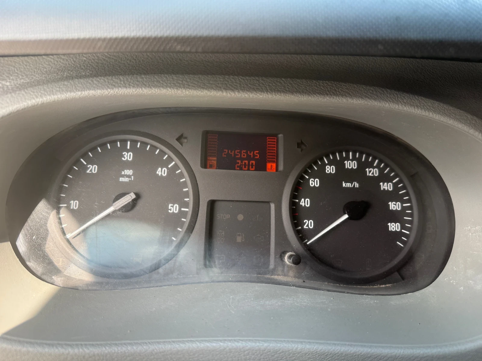 Opel Movano 2.5, снимка 15 - Бусове и автобуси - 54172481