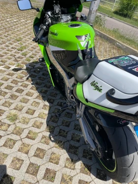 Kawasaki Zx ZX7R, снимка 3