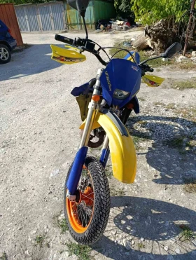  Husqvarna SM