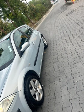 Renault Megane, снимка 2