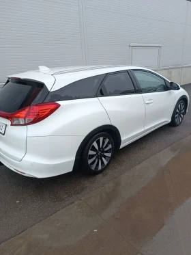 Honda Civic Комби , снимка 15