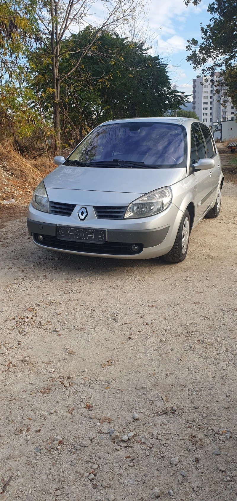 Renault Scenic 1.6 бензин 111к.с. , снимка 2 - Автомобили и джипове - 43442527