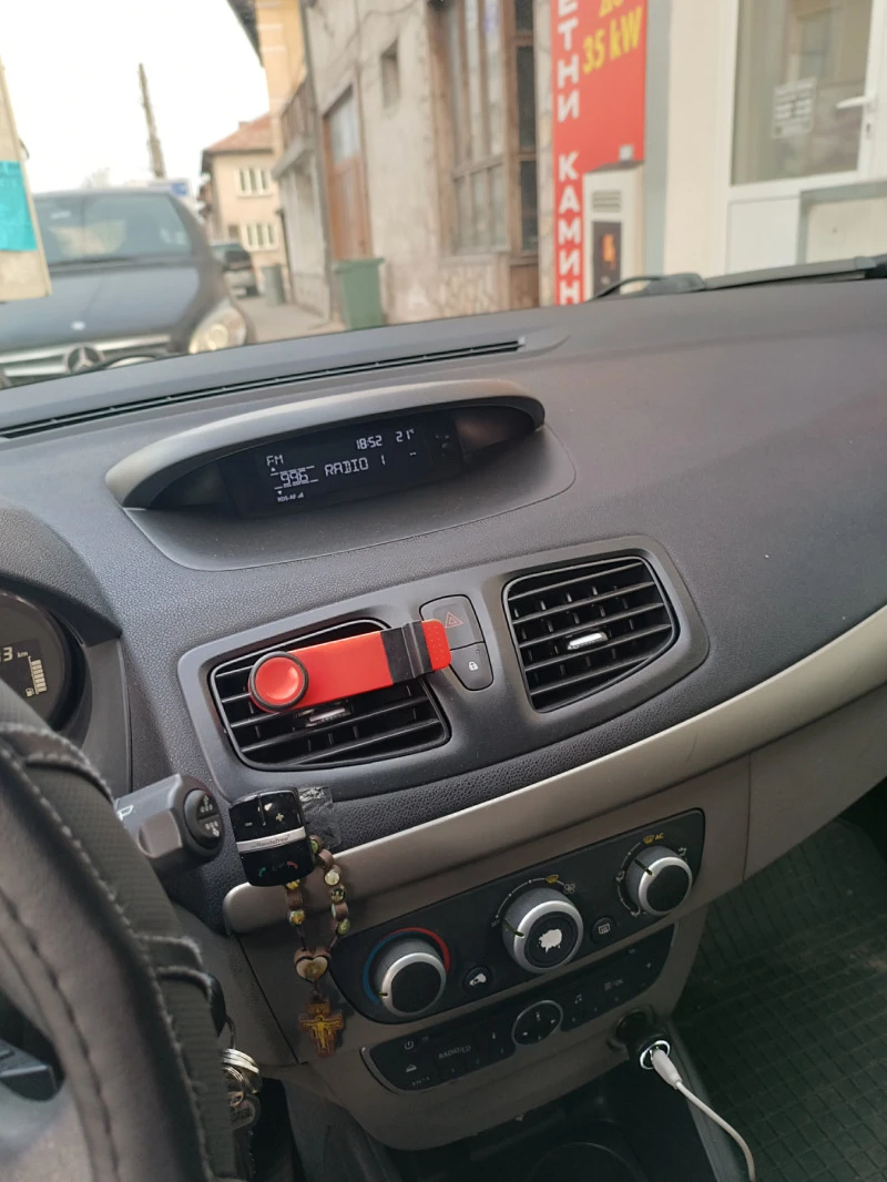 Renault Megane, снимка 6 - Автомобили и джипове - 45038164