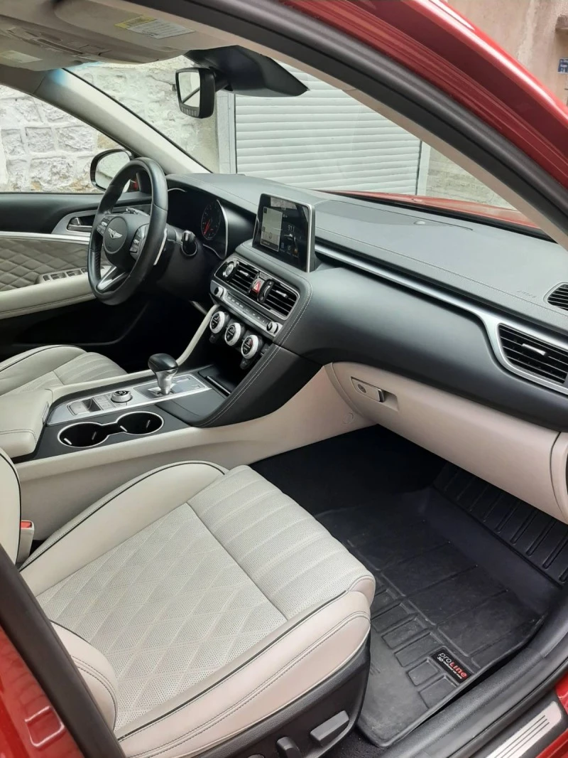 Genesis G70 3.3 Т HTRAC, снимка 11 - Автомобили и джипове - 47420754