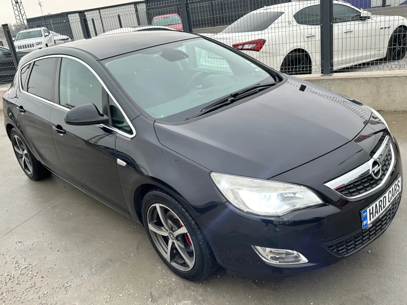 Opel Astra 1.7CDTI* * 2012г* РЪЧКА* Регистриран* , снимка 3 - Автомобили и джипове - 47961864