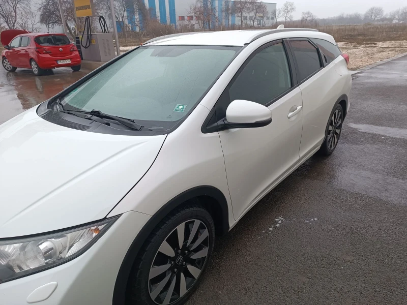 Honda Civic Комби , снимка 5 - Автомобили и джипове - 48930587