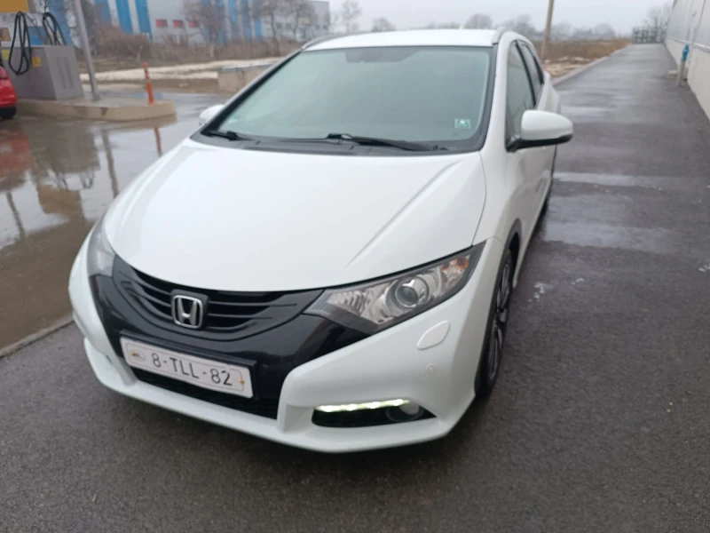 Honda Civic Комби , снимка 6 - Автомобили и джипове - 48930587