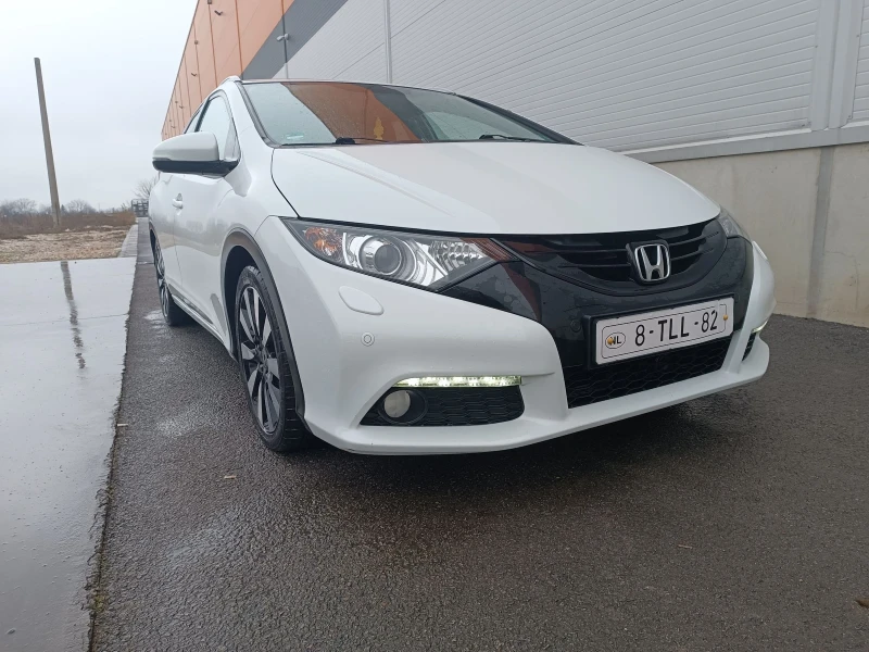 Honda Civic Комби , снимка 13 - Автомобили и джипове - 48930587