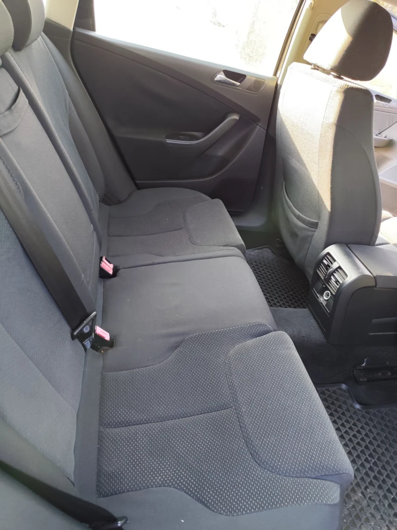 VW Passat 2.0 TDI 8V BMP - 2008г. Обслужен, снимка 12 - Автомобили и джипове - 51488567