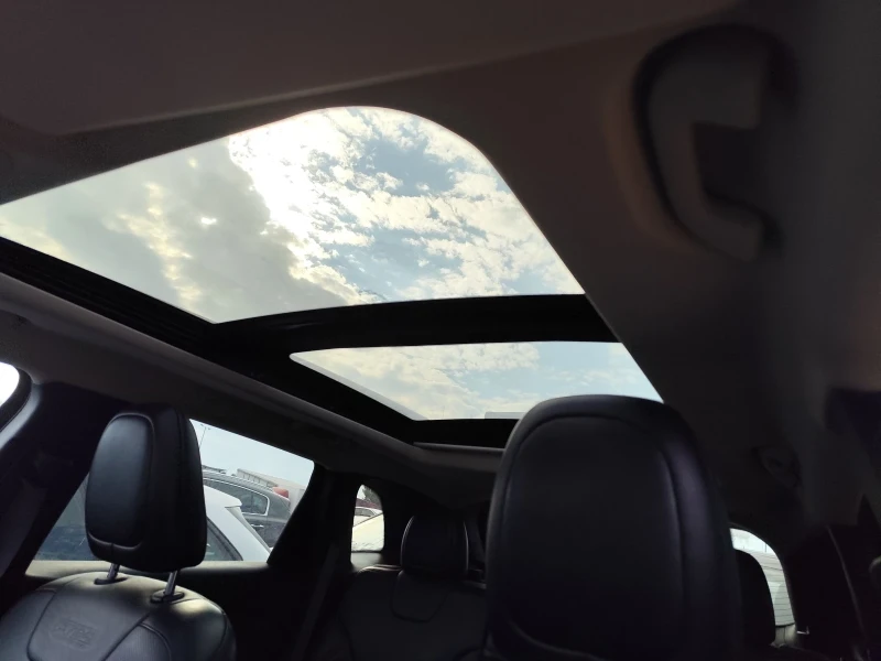 Jeep Cherokee 2.2TD-115х.км!!!, снимка 16 - Автомобили и джипове - 50063738