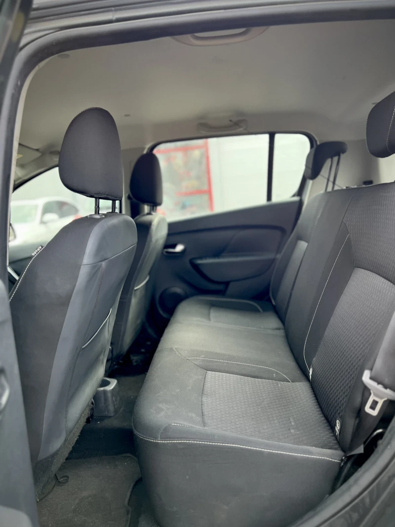 Dacia Sandero 1.0 Sce, снимка 10 - Автомобили и джипове - 52364545