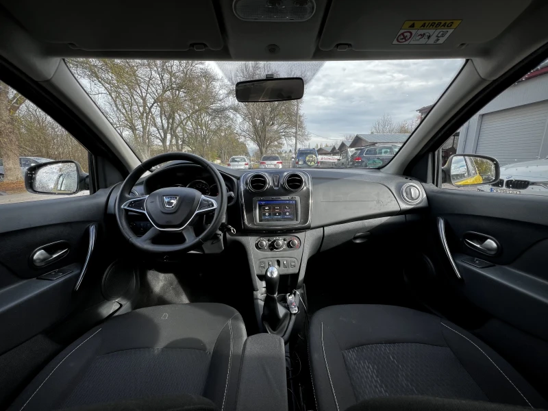 Dacia Sandero 1.0 Sce, снимка 9 - Автомобили и джипове - 52364545