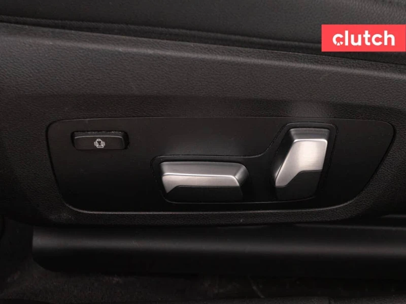 BMW 330 xDrive * CARFAX* * АвтоКредит* (ЦЕНА ДО БГ), снимка 16 - Автомобили и джипове - 52547792