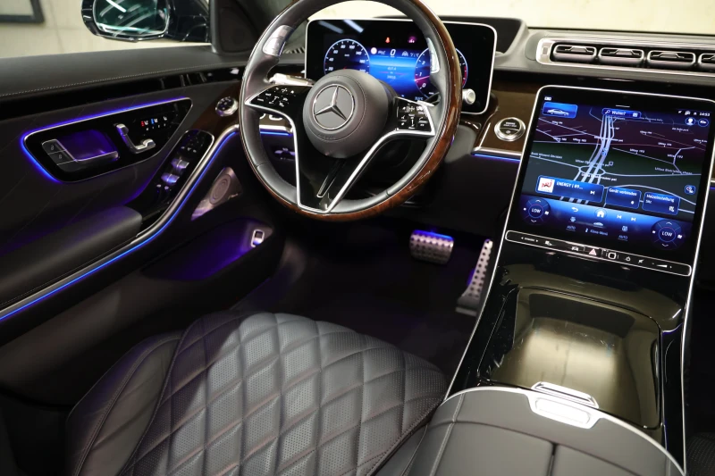 Mercedes-Benz S 580 Long AMG 3xTV Ексклузив Вентилация Масаж Панорамa, снимка 7 - Автомобили и джипове - 52667872