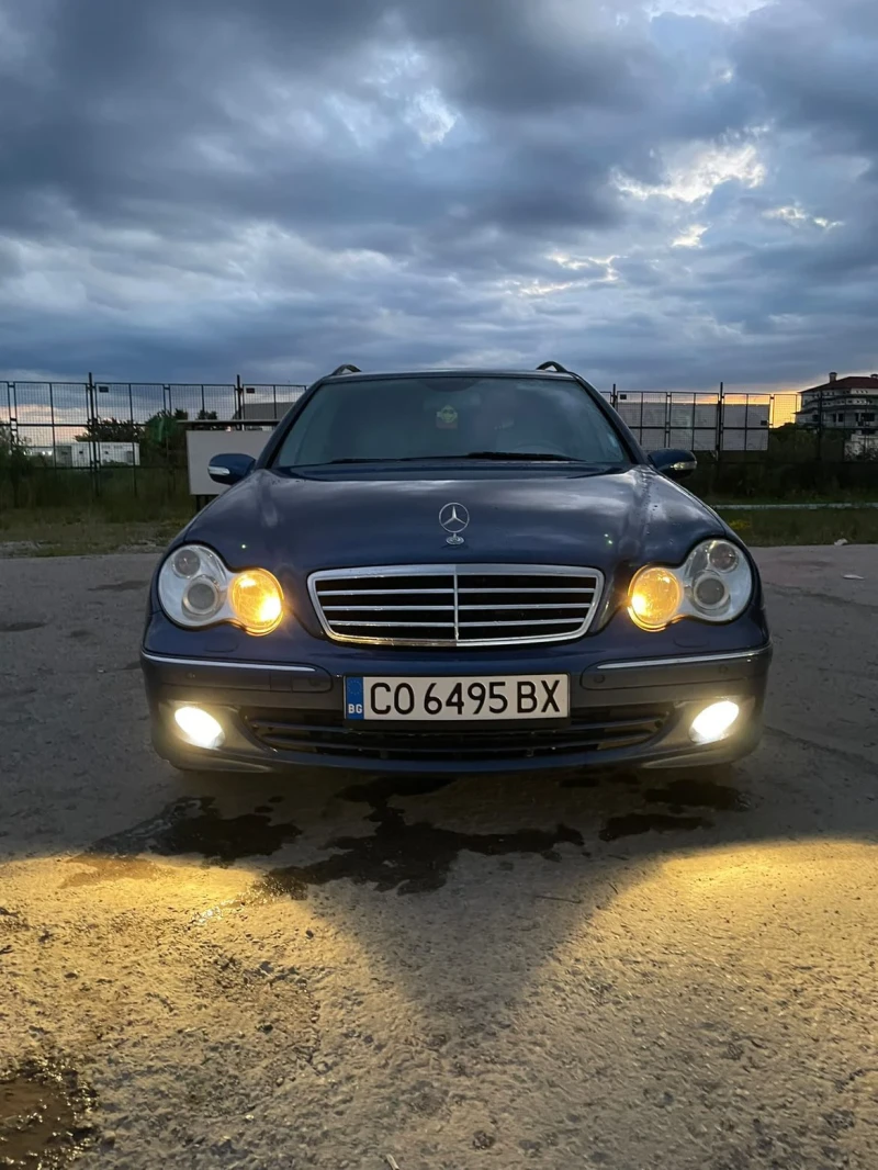 Mercedes-Benz C 320 Facelift, снимка 4 - Автомобили и джипове - 53114829
