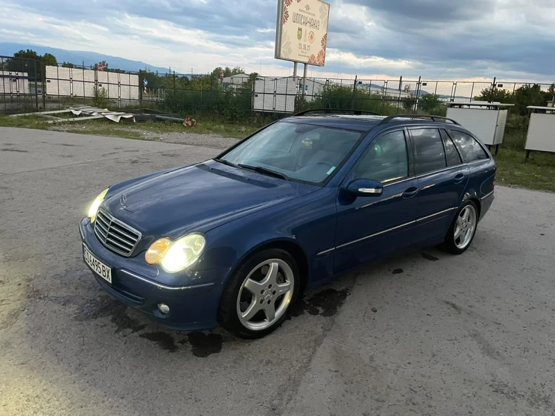Mercedes-Benz C 320 Facelift, снимка 6 - Автомобили и джипове - 53114829