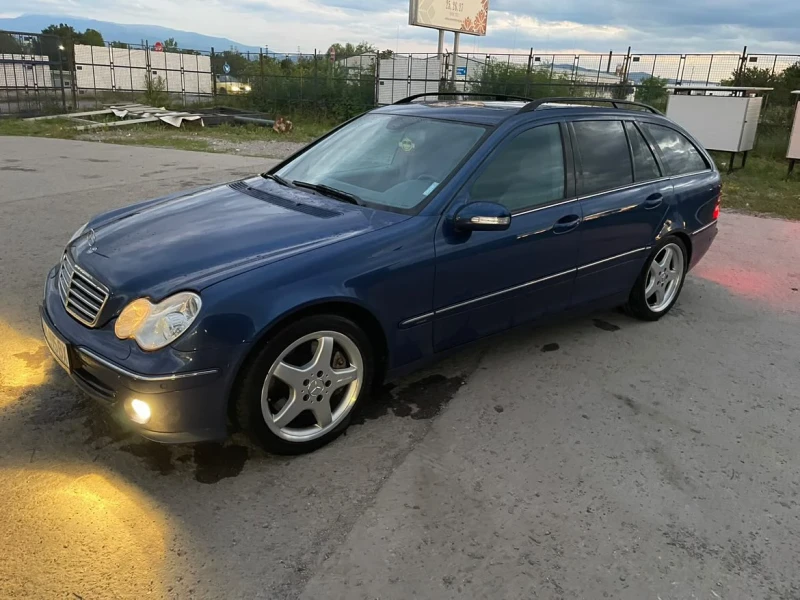 Mercedes-Benz C 320 Facelift, снимка 3 - Автомобили и джипове - 53114829