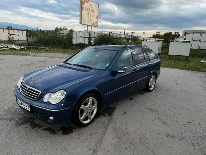 Mercedes-Benz C 320 Facelift, снимка 10 - Автомобили и джипове - 53114829