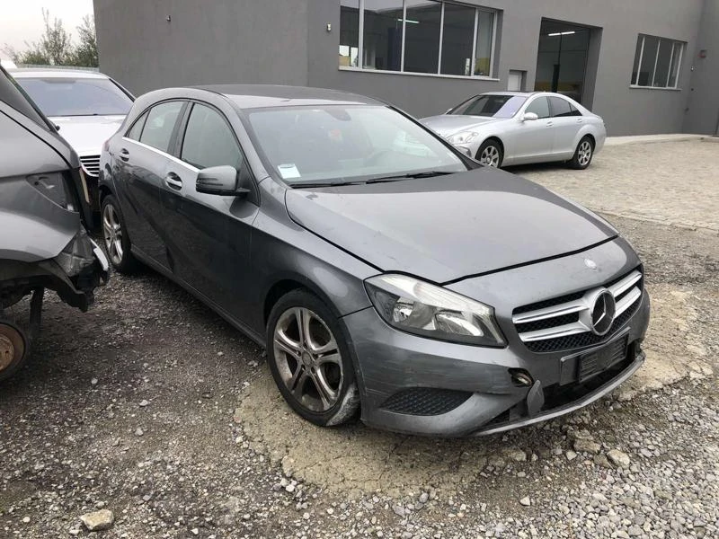 Mercedes-Benz A 200 176 на части, снимка 1 - Автомобили и джипове - 47090738