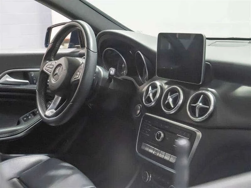 Mercedes-Benz CLA * CLA250 4MATIC * COUPE* * CARFAX * ЦЕНА ДО БГ, снимка 13 - Автомобили и джипове - 55390379