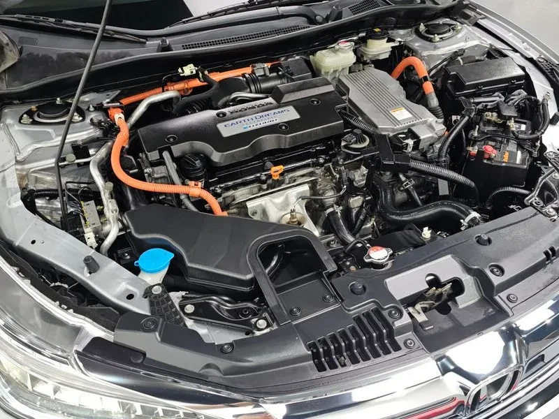 Honda Accord 2.0 Hybrid 9Th Generation, снимка 6 - Автомобили и джипове - 56069463