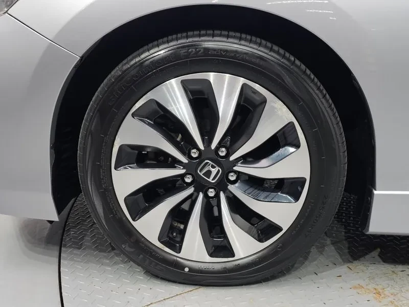 Honda Accord 2.0 Hybrid 9Th Generation, снимка 5 - Автомобили и джипове - 56069463
