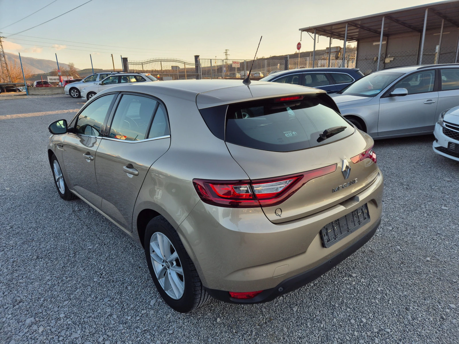 Renault Megane 1.5 DCI - изображение 6