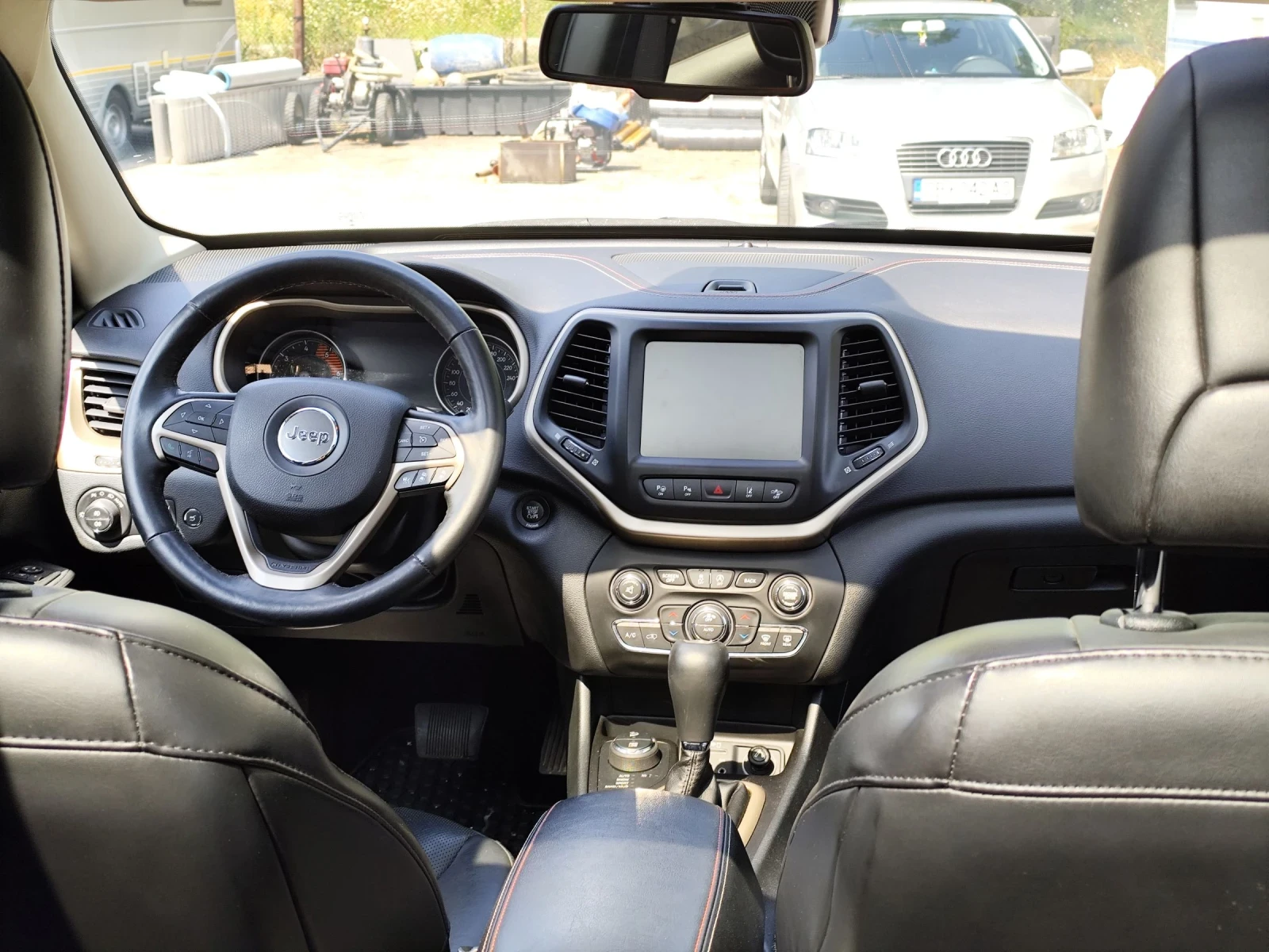 Jeep Cherokee 2.2TD-115х.км!!! - изображение 4