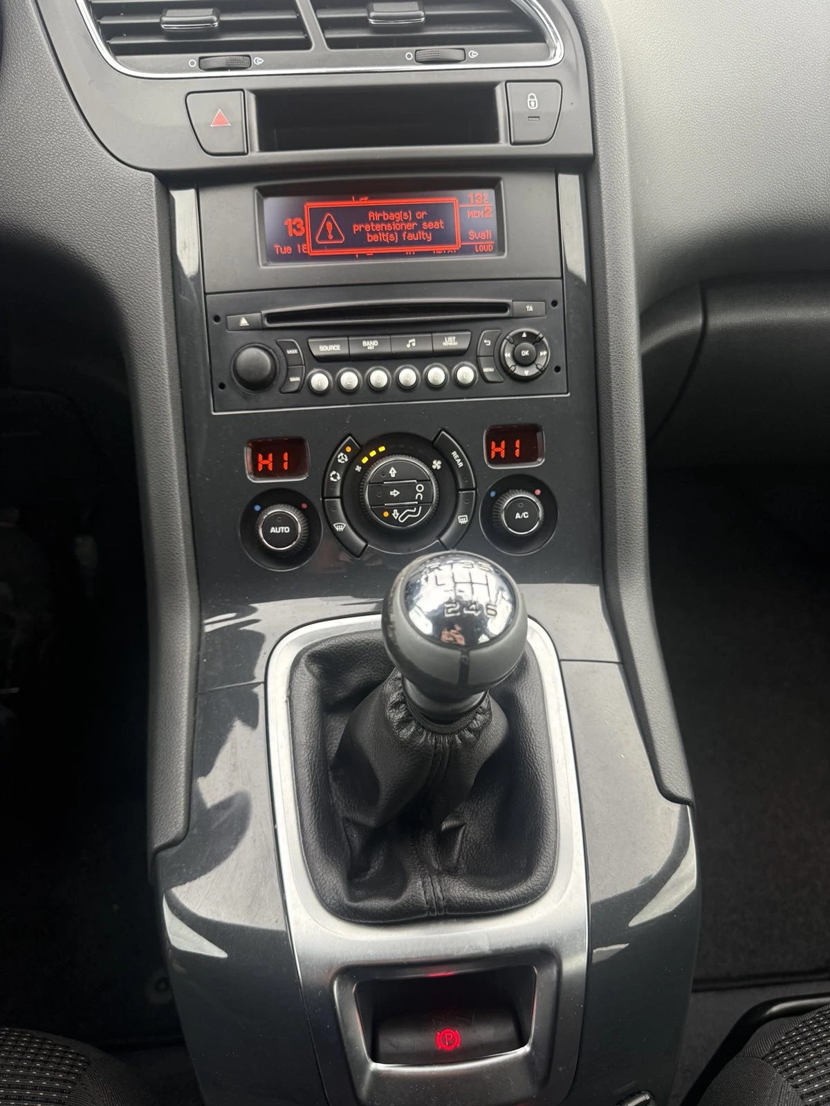 Peugeot 5008 1.6 HDI | Mobile.bg   15