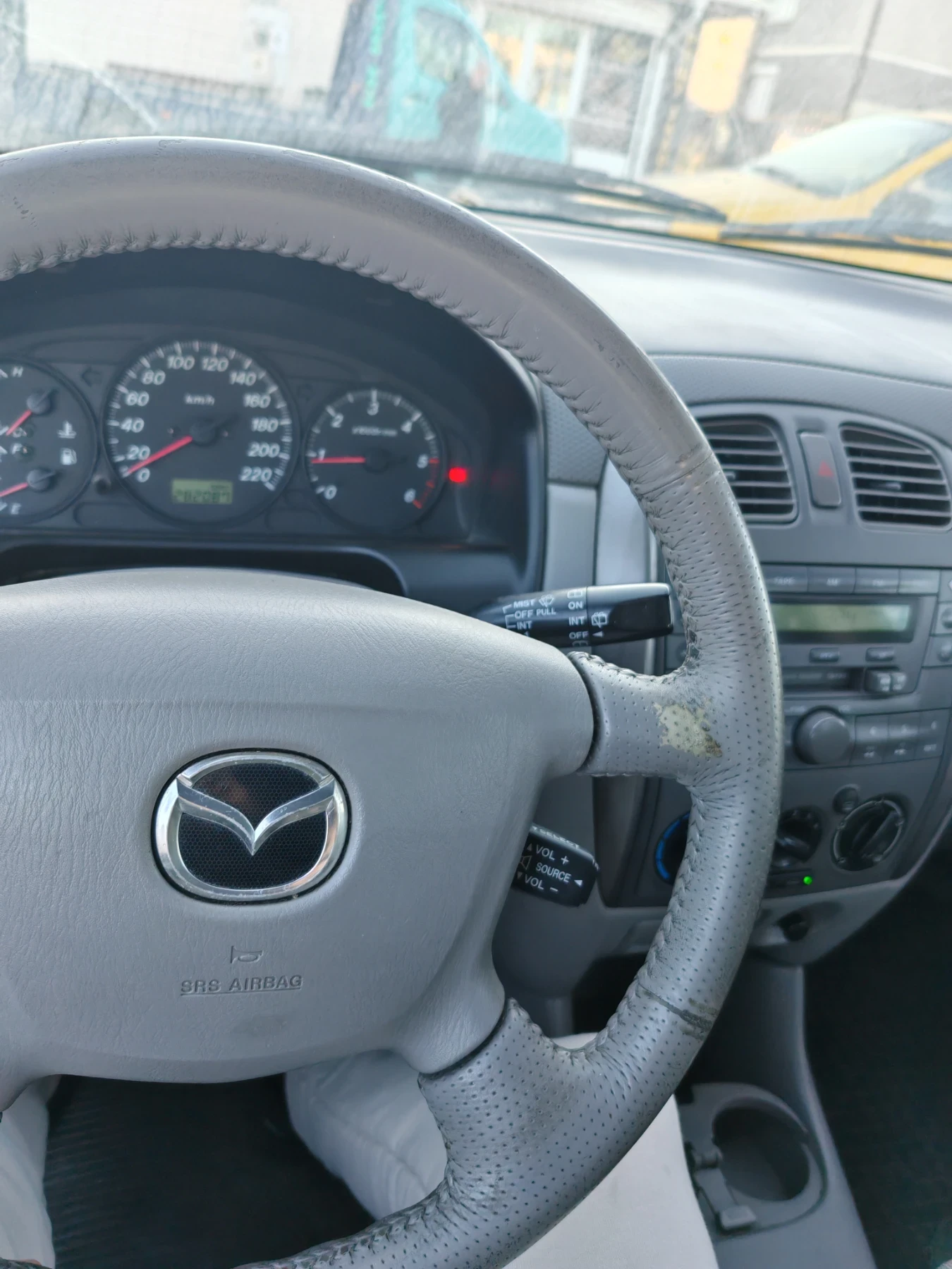 Mazda Premacy 2.0D - изображение 3