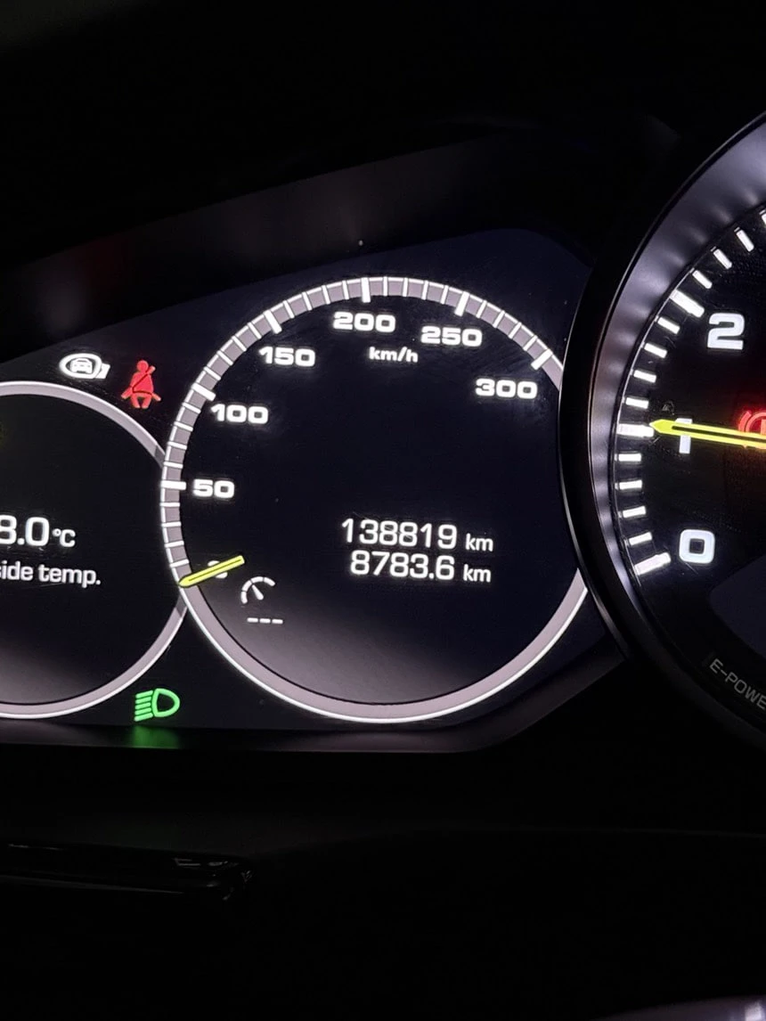 Porsche Panamera * АВТО КРЕДИТ* ЦЕНА ДО БГ * СЕРВИЗНА ИСТОРИЯ *  - изображение 8